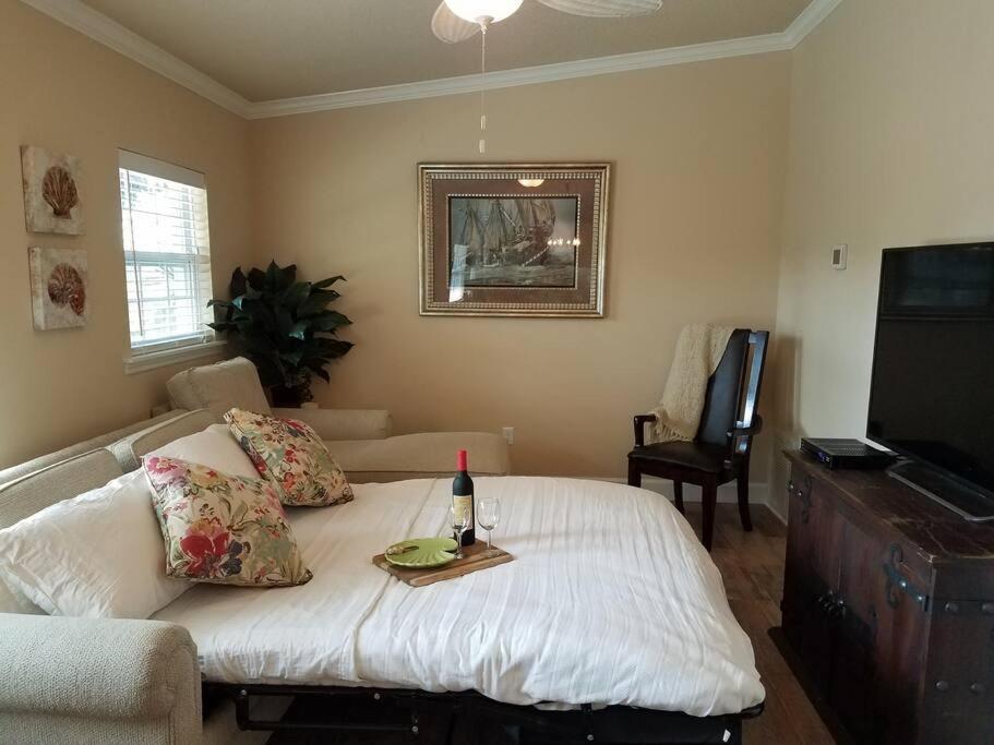 Bahamian Cottage - Heated Pool Walk To The Beach 코코아비치 외부 사진