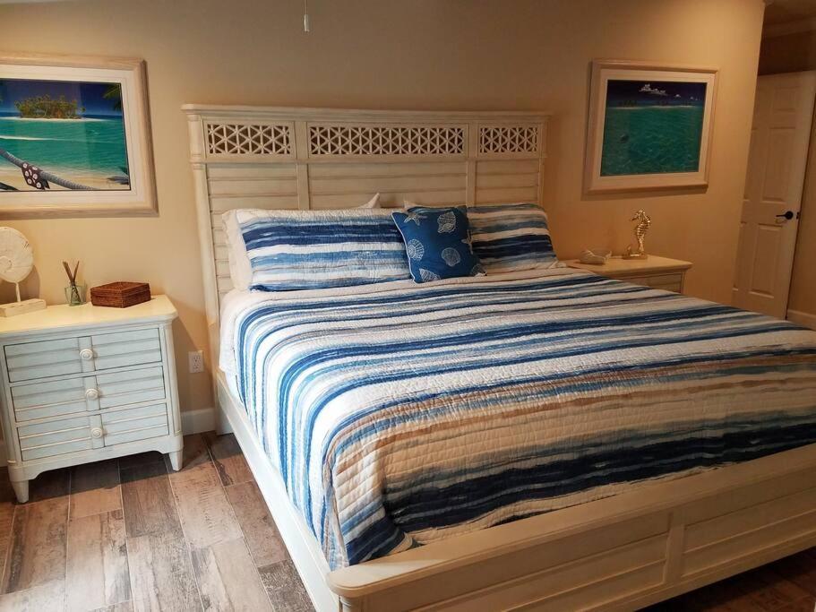 Bahamian Cottage - Heated Pool Walk To The Beach 코코아비치 외부 사진